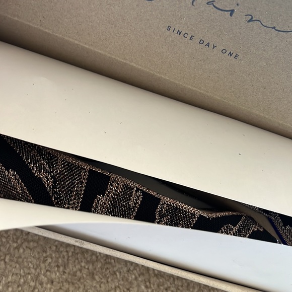 NWT Rothy’s The Point Gold Shimmer Flat - Picture 4 of 5